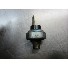 15K027 Engine Oil Pressure Sensor For 06-08 Suzuki Grand Vitara  2.7